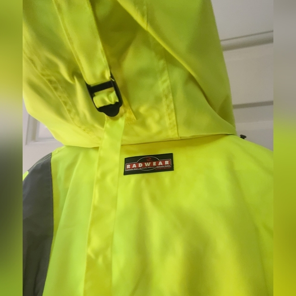 RadWear work/safety jacket - Picture 5 of 9